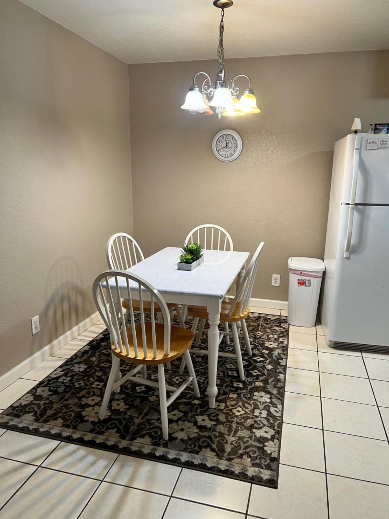 Quiet 1Bed,1Bath Condo With Free Parking Fresno Ngoại thất bức ảnh